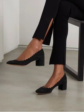 Chloe Lauren Black Suede Scallop Mid Heels 38 / 7.5